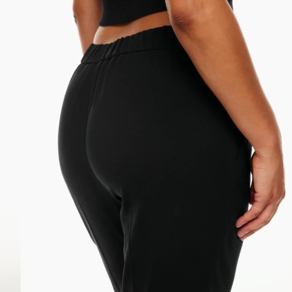 Babaton Cropped Black Pant, Size 2 - Picture 4 of 15